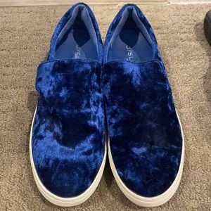 J/Slides NYC blue velvet~ size 6.5